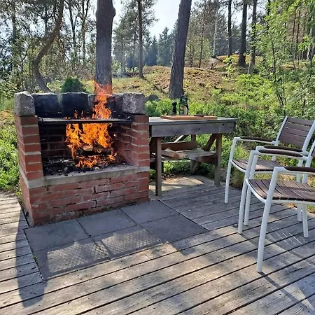 Log In A Beautiful Seaside Location 木屋 Soderkulla (Helsinki)